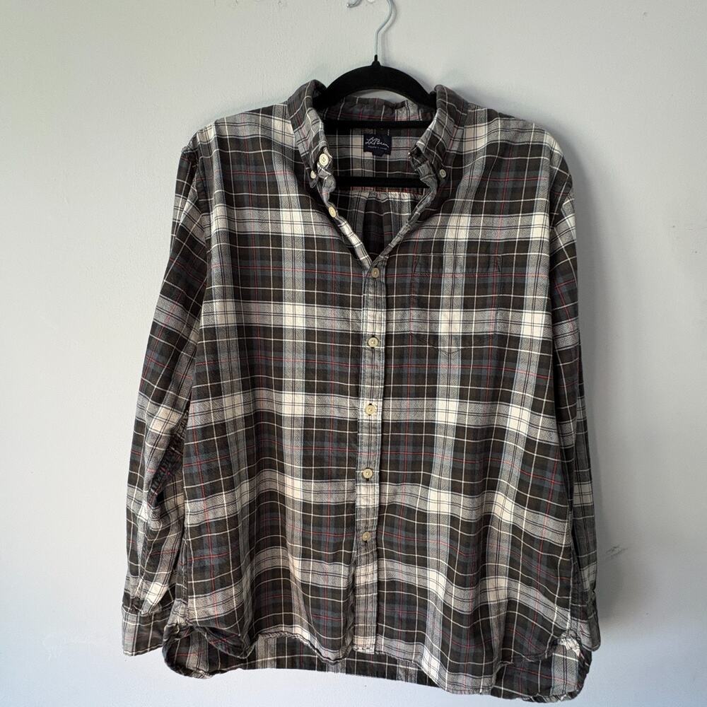 L.L. Bean Men's Large Plaid Flannel Shirt Gray Red Long